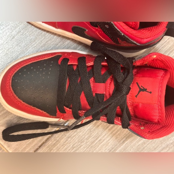 jordan 1 like brand new - Picture 2 of 2